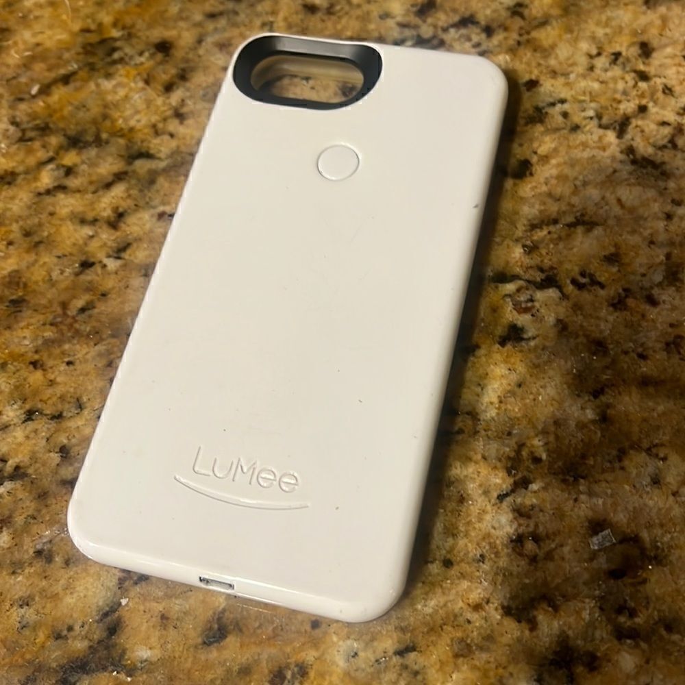 LuMee White Apple iPhone Case - For 6+/6s+/7+ - Lighted Phone Case